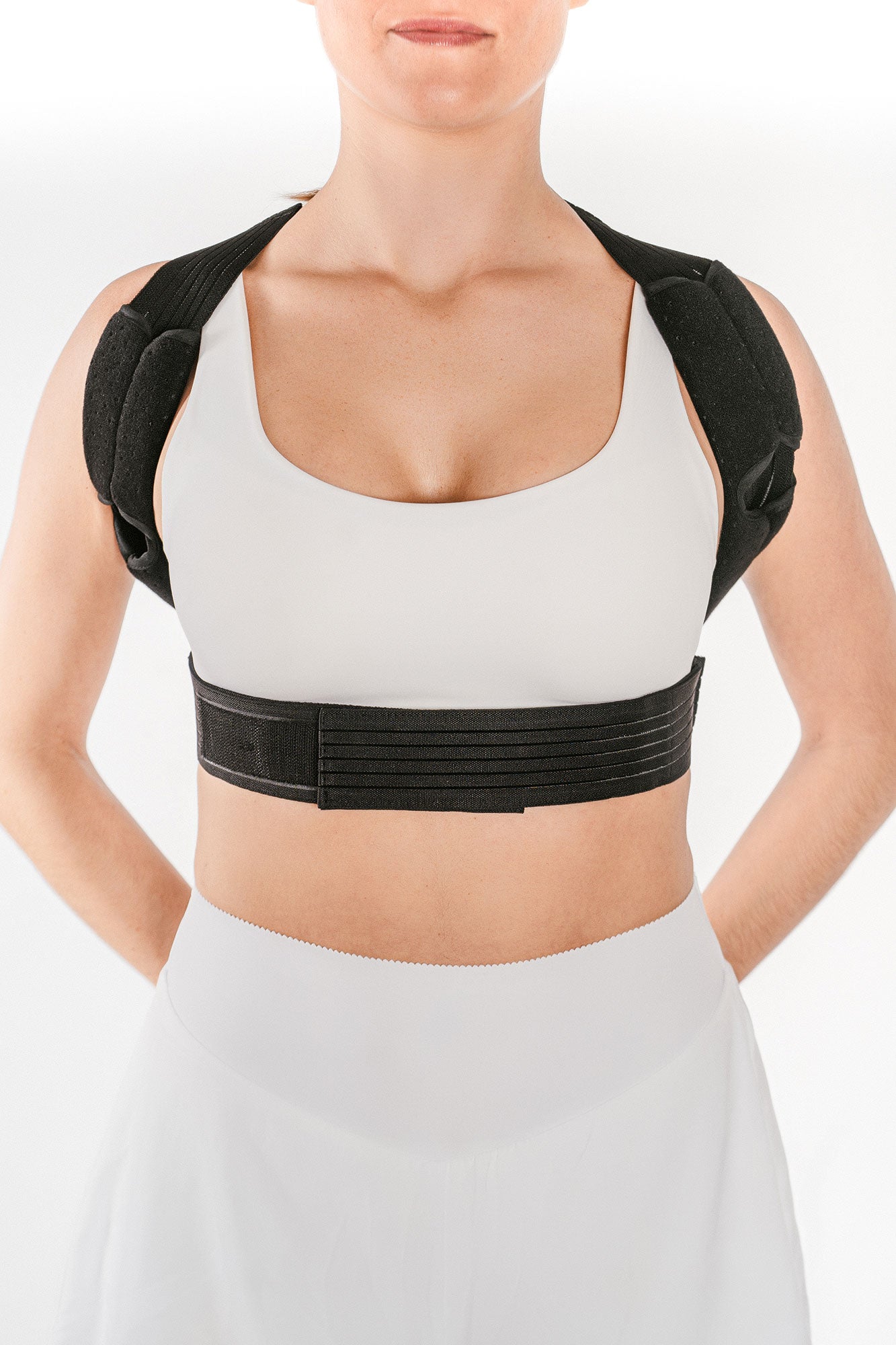 Posture corrector to relief and prevent bad posture and back pain. Easy to put yourself.